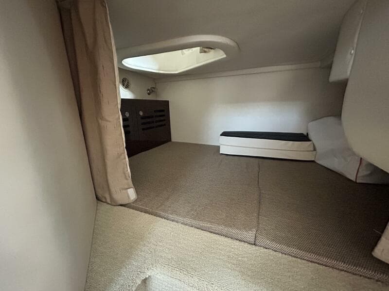 2016 Sea Ray 310 Sundancer