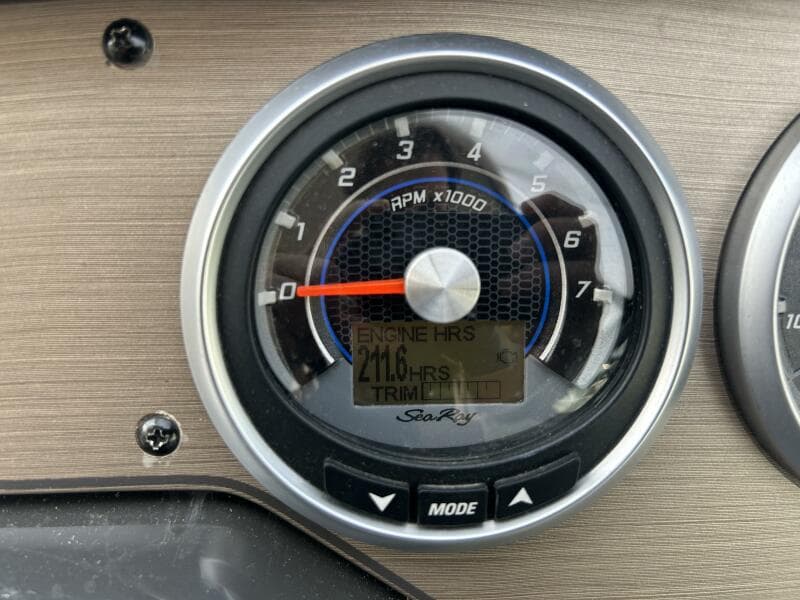 2016 Sea Ray 310 Sundancer