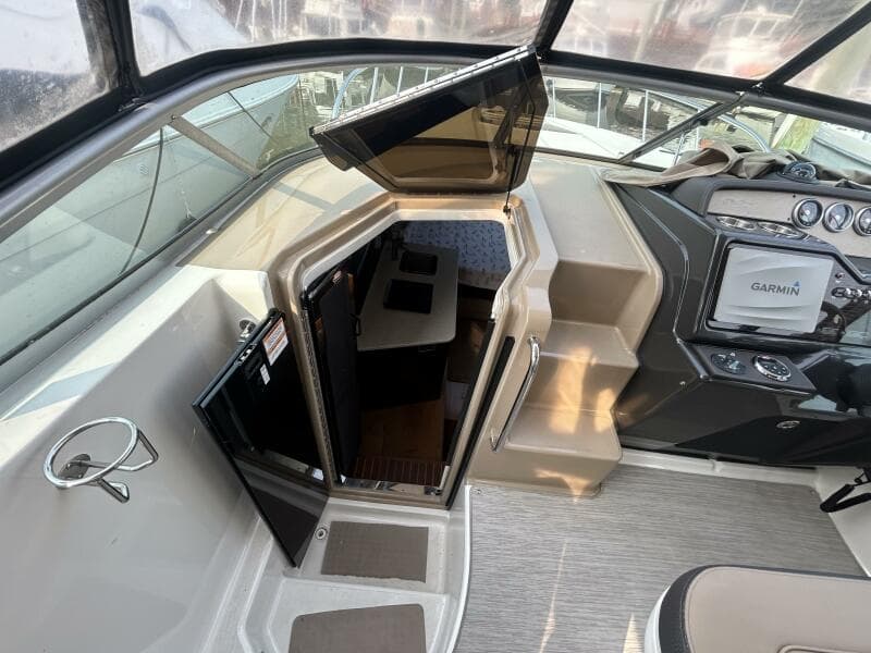 2016 Sea Ray 310 Sundancer