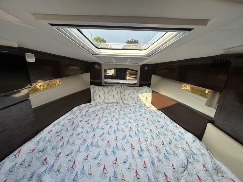 2016 Sea Ray 310 Sundancer