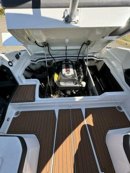 2017 Monterey 278 SS