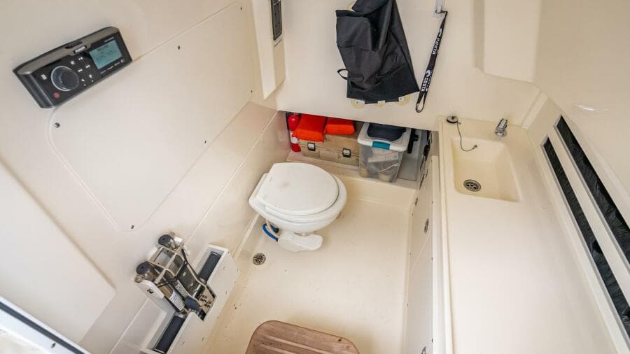 2017 Boston Whaler 330 Outrage