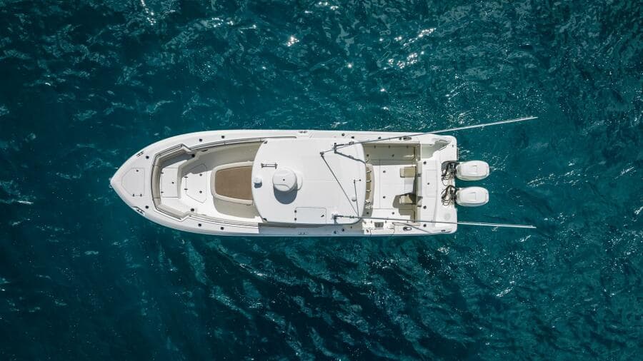 2017 Boston Whaler 330 Outrage