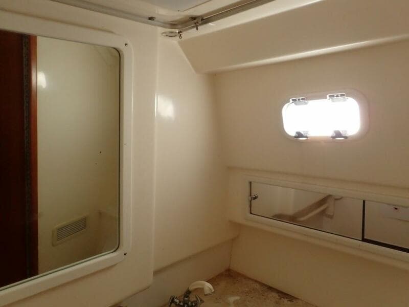 2000 Cabo 35 Express