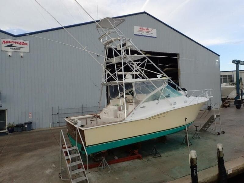 2000 Cabo 35 Express