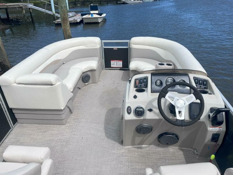 2017 Bennington 22SSRX