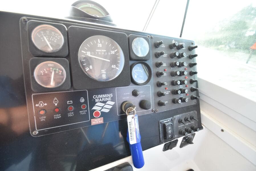 1998 Albin 28 TE Pilothouse