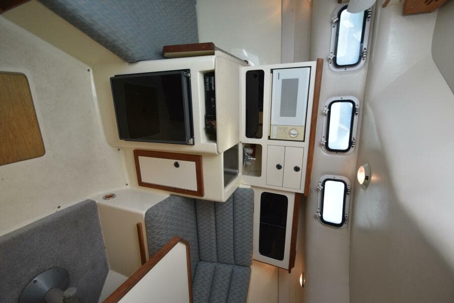 1998 Albin 28 TE Pilothouse