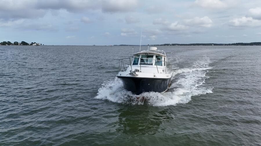 1998 Albin 28 TE Pilothouse