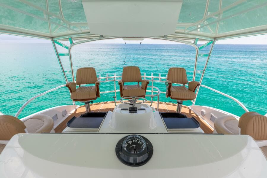 2015 Viking 70 Convertible  Helm Seating 2