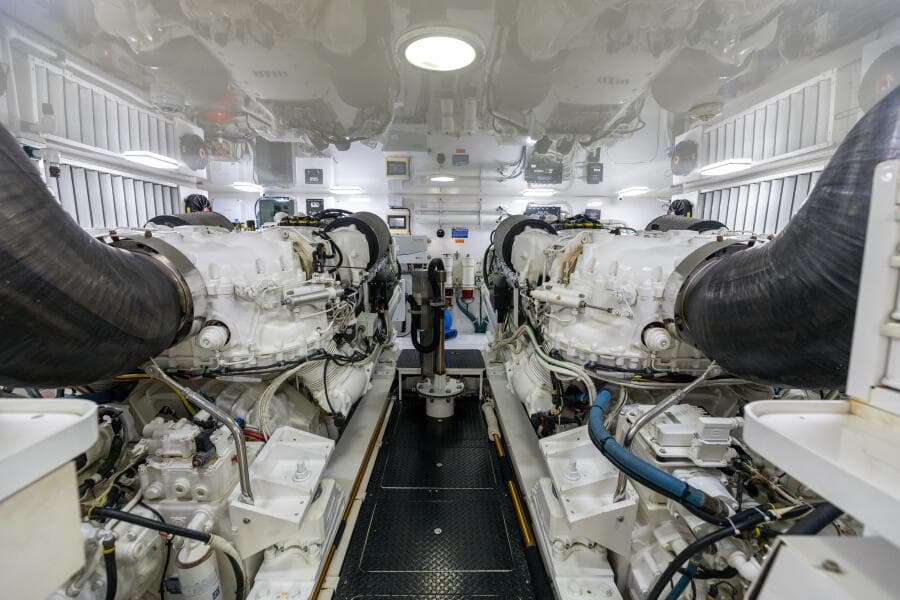 2015 Viking 70 Convertible  Engine Room 3