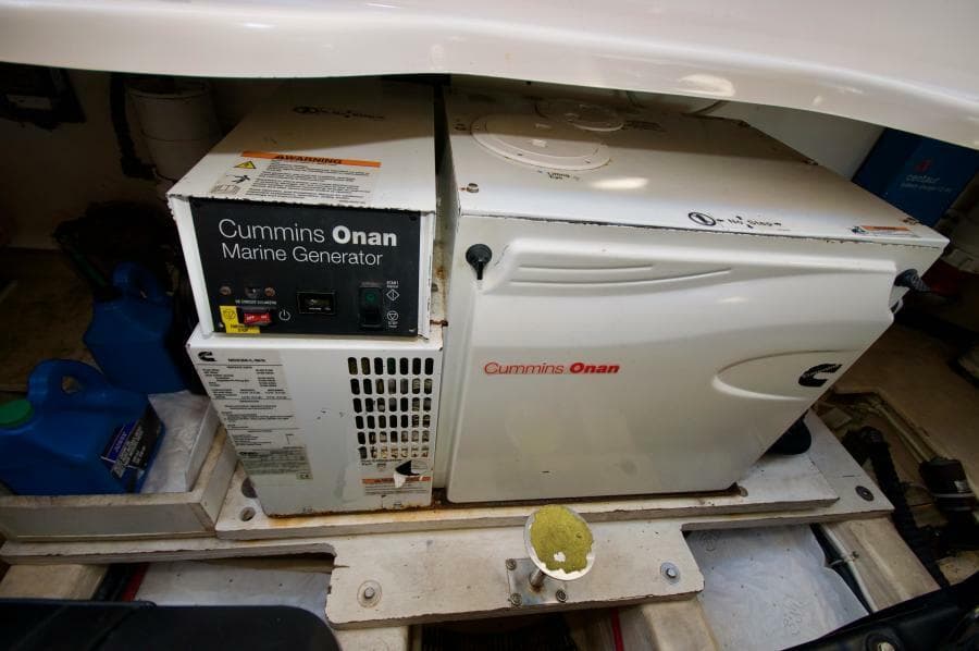 2008 35 Tiara Sovran - Fridge Benefit -Engine Room - Generator