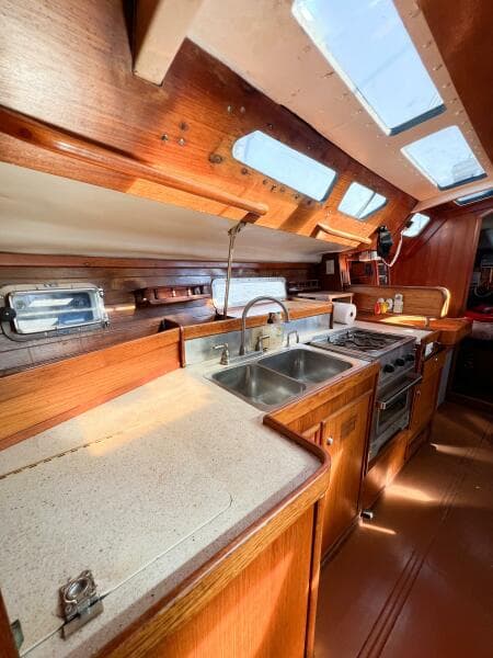 1989 Jeanneau Voyage 11.2