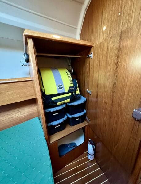 2005 Jeanneau Sun Odyssey 35