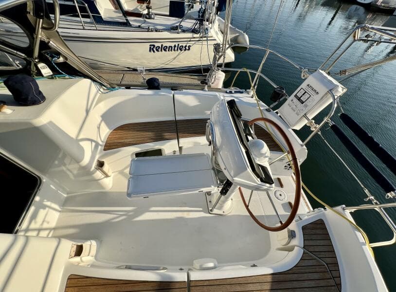 2005 Jeanneau Sun Odyssey 35