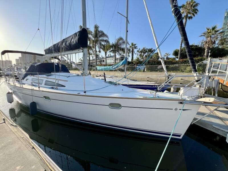 2005 Jeanneau Sun Odyssey 35