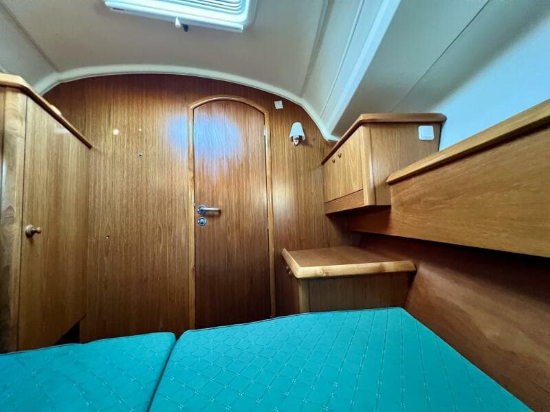 2005 Jeanneau Sun Odyssey 35