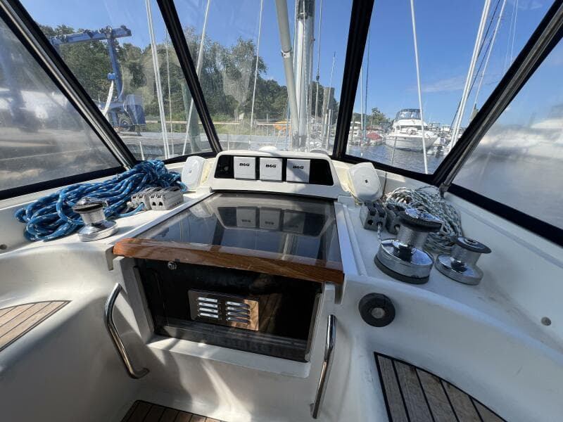 2002 Moody 38-2 Sloop