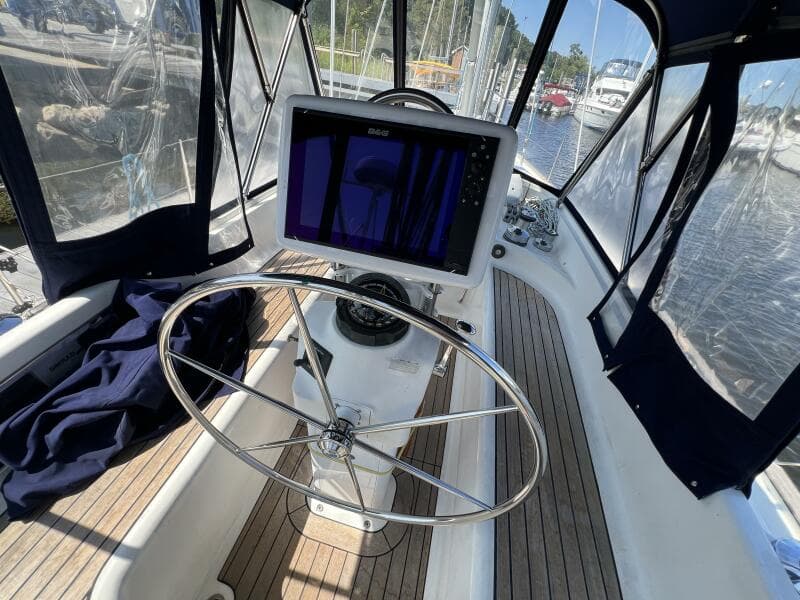 2002 Moody 38-2 Sloop