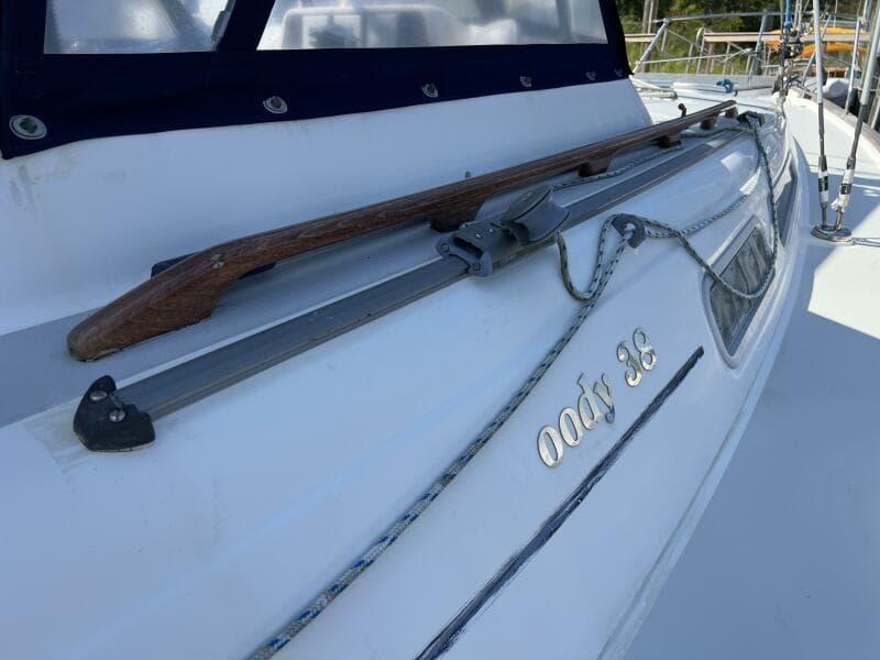 2002 Moody 38-2 Sloop