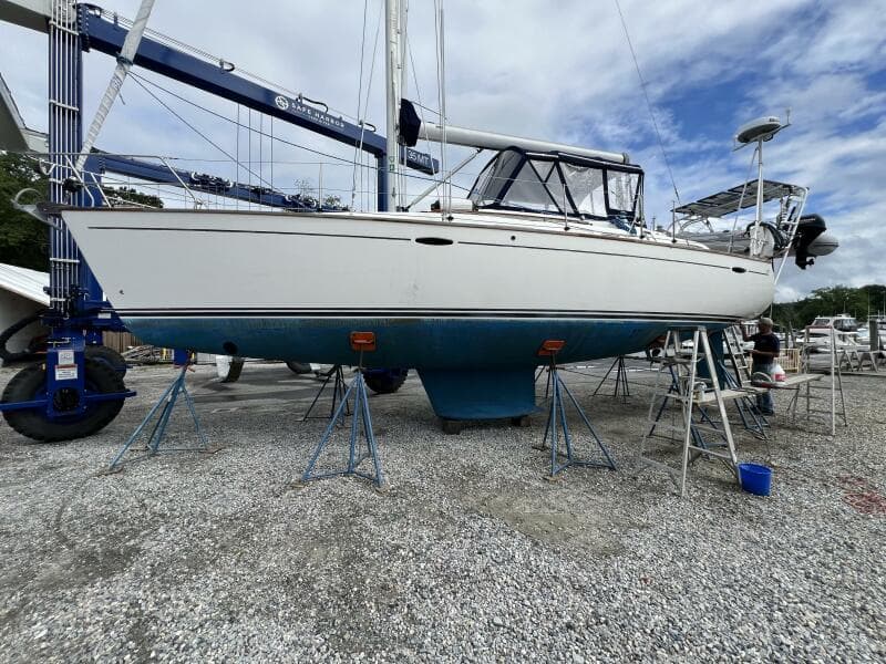 2002 Moody 38-2 Sloop