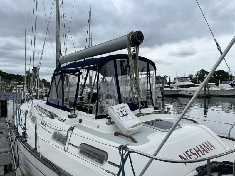 2002 Moody 38-2 Sloop