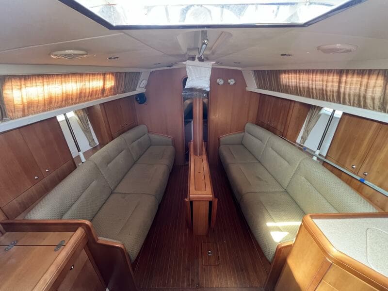 2002 Moody 38-2 Sloop