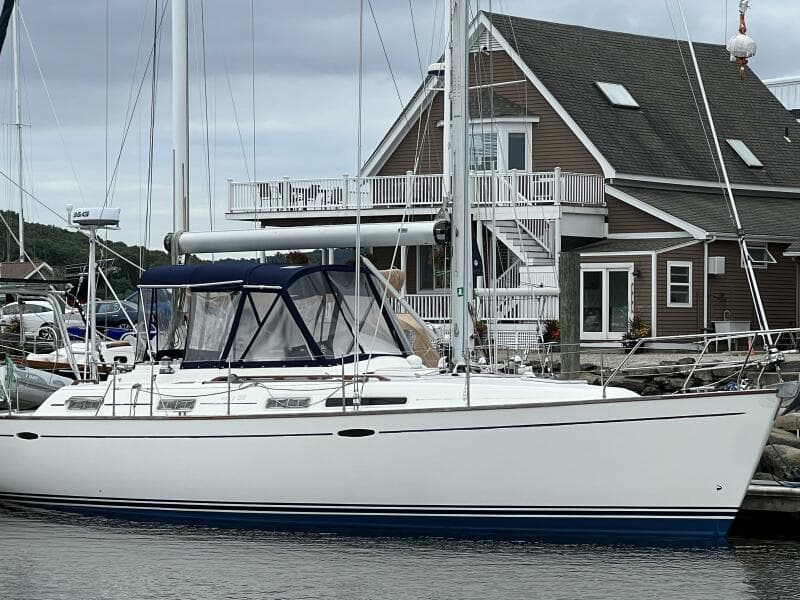 2002 Moody 38-2 Sloop