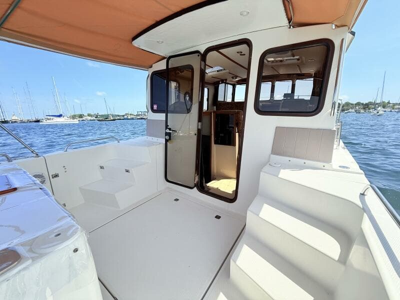 2009 Ranger Tugs R 29 - Photo 10