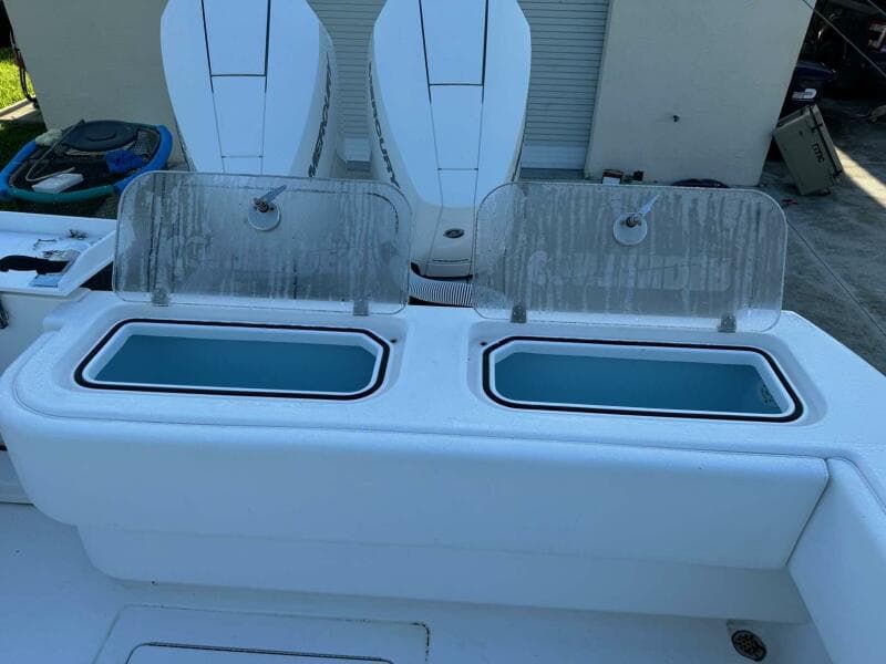 2024 Contender 32 Step