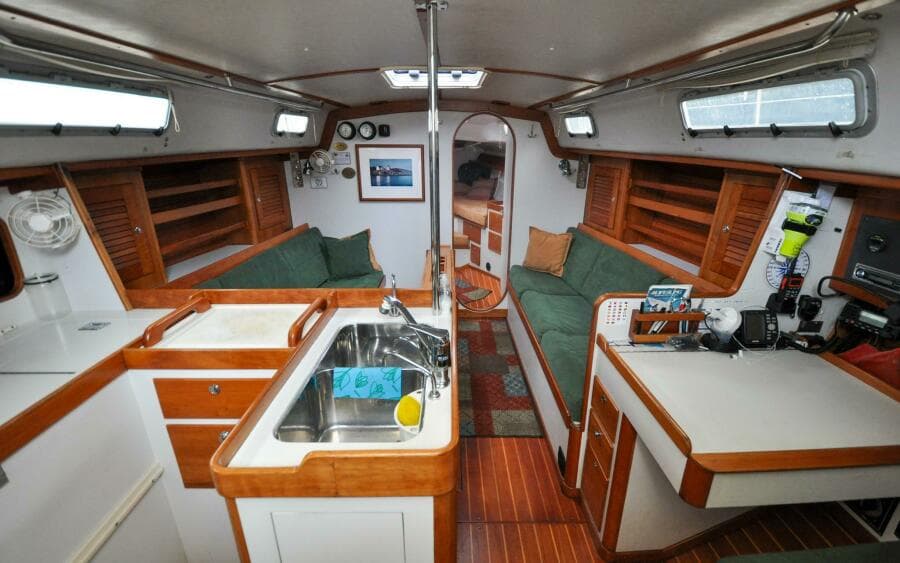 J/42 - Canty - Salon