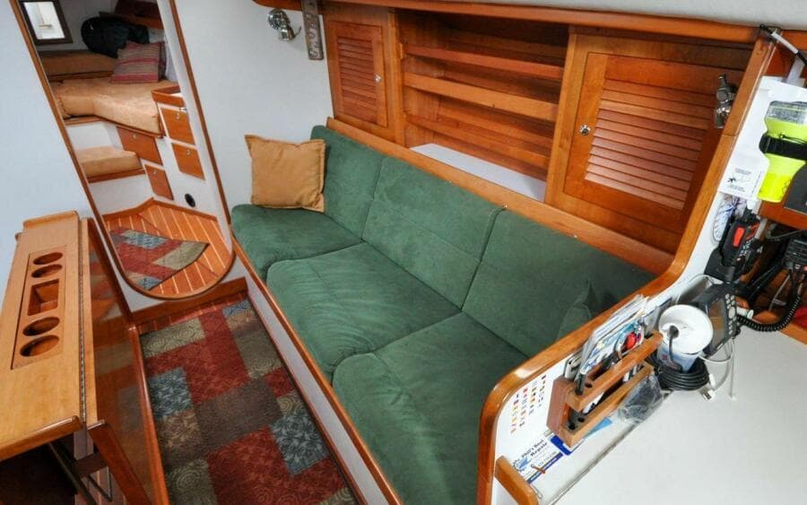 J/42 - Canty - Salon