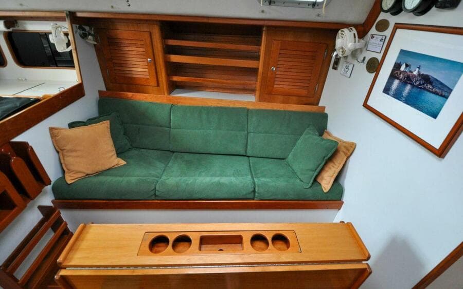 J/42 - Canty - Salon