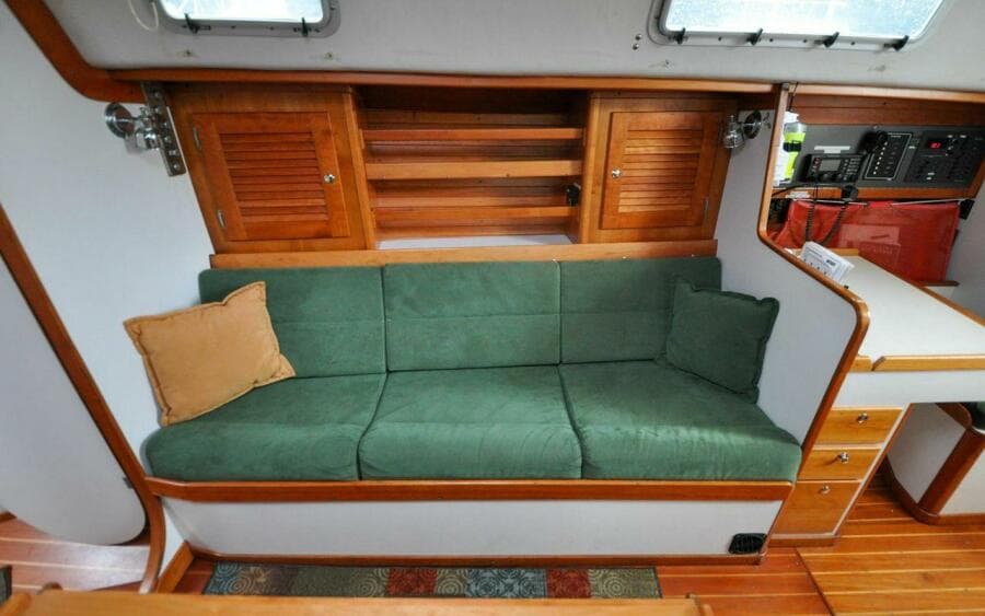 J/42 - Canty - Salon