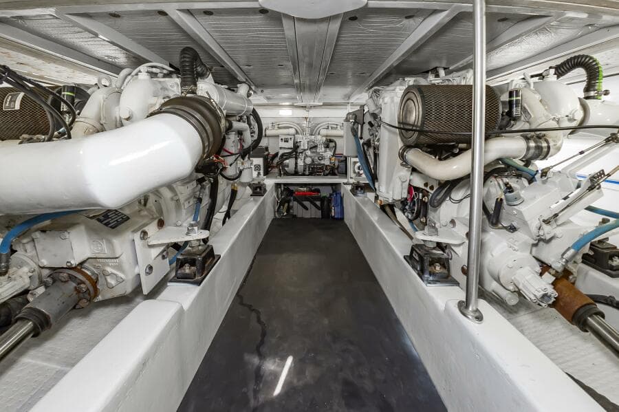 1994 Custom Carolina 43 Blackwell Convertible