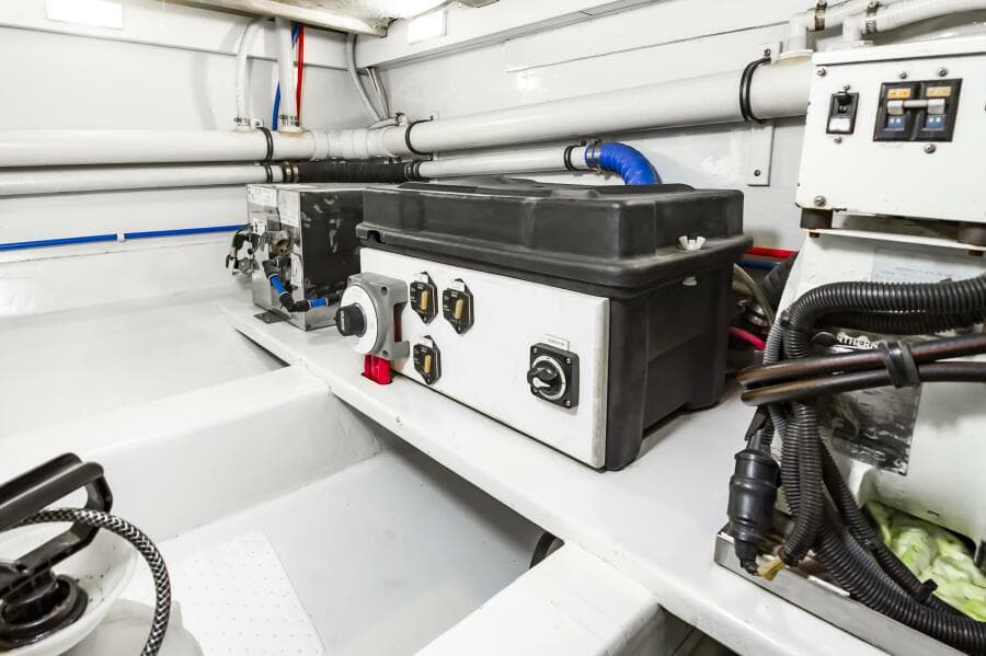 1994 Custom Carolina 43 Blackwell Convertible