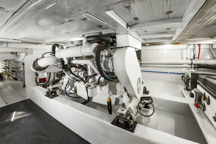 1994 Custom Carolina 43 Blackwell Convertible