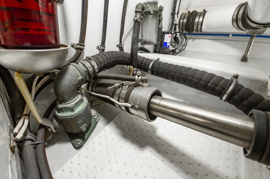 1994 Custom Carolina 43 Blackwell Convertible