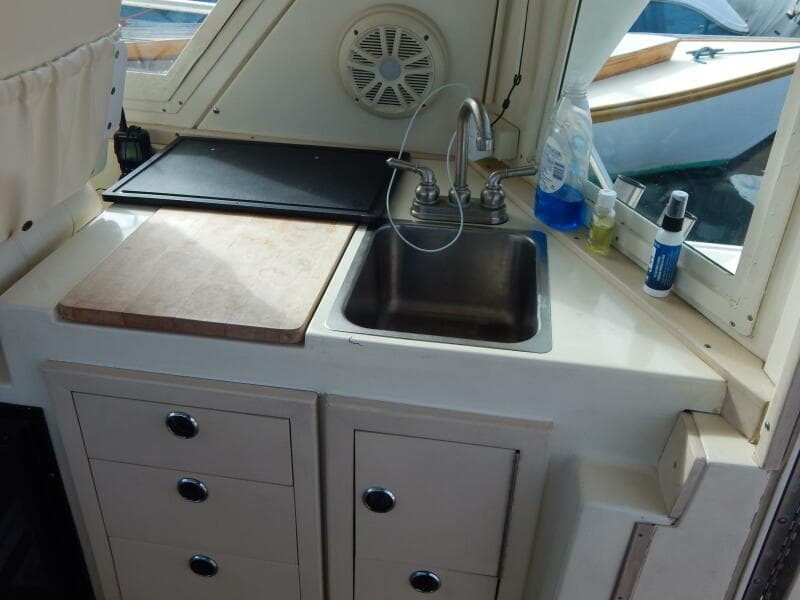 1999 Albin 31 Tournament Express