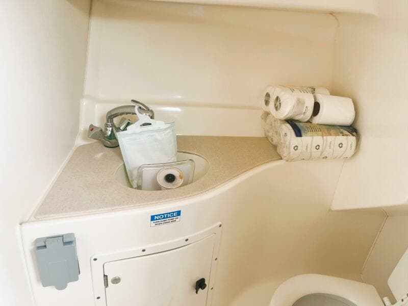 2001 Pursuit 2860 Denali