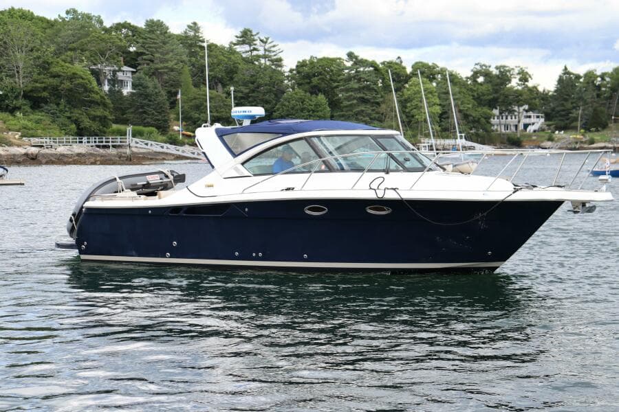 2012 Tiara Yachts 3100 Coronet
