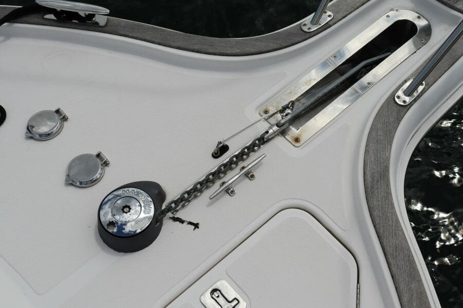 2012 Tiara Yachts 3100 Coronet