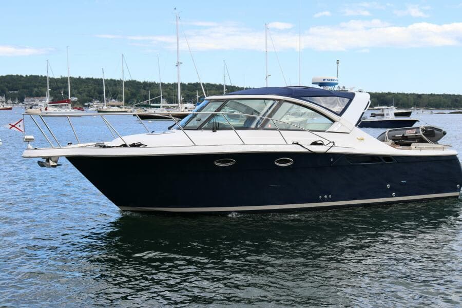 2012 Tiara Yachts 3100 Coronet