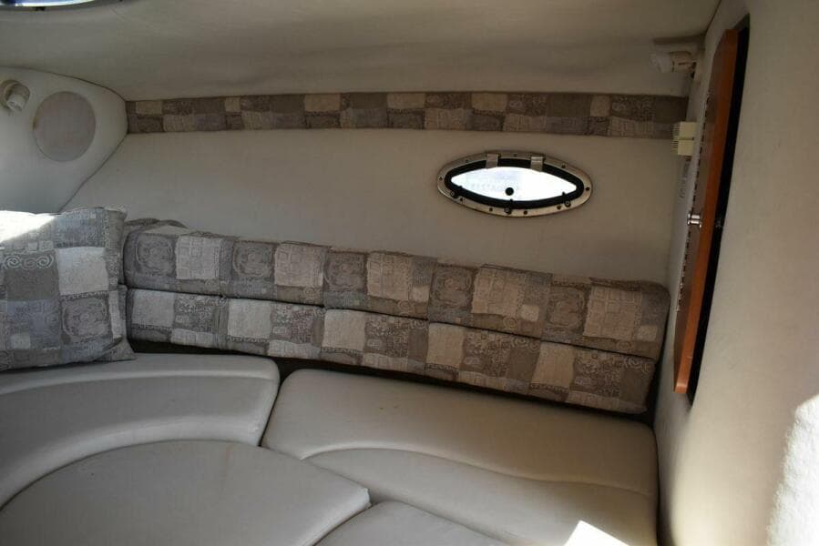 2005 Crownline 275 CCR