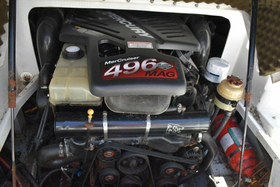 2005 Crownline 275 CCR