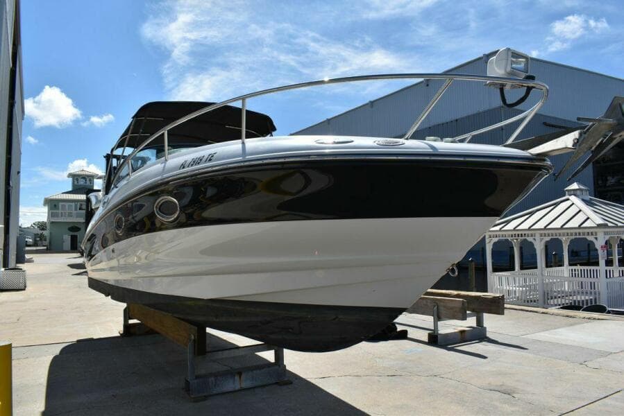 2005 Crownline 275 CCR
