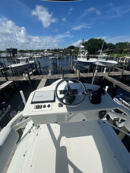 HCB 42 Five Wahoos Towerift