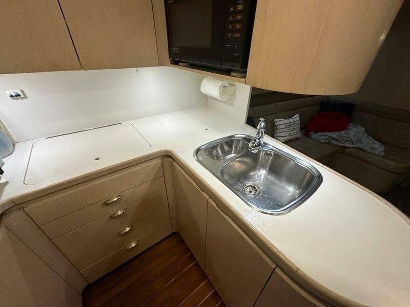 1996 Tiara Yachts 43 Open