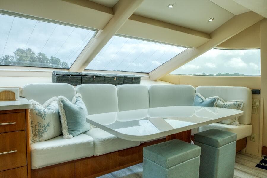 2007 Hatteras 80 Enclosed Bridge