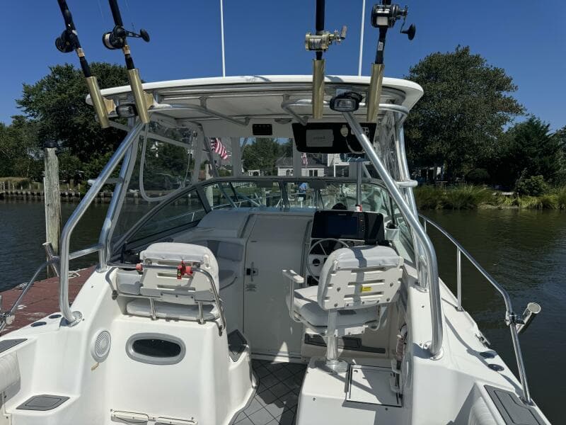 2002 Boston Whaler 275 Conquest